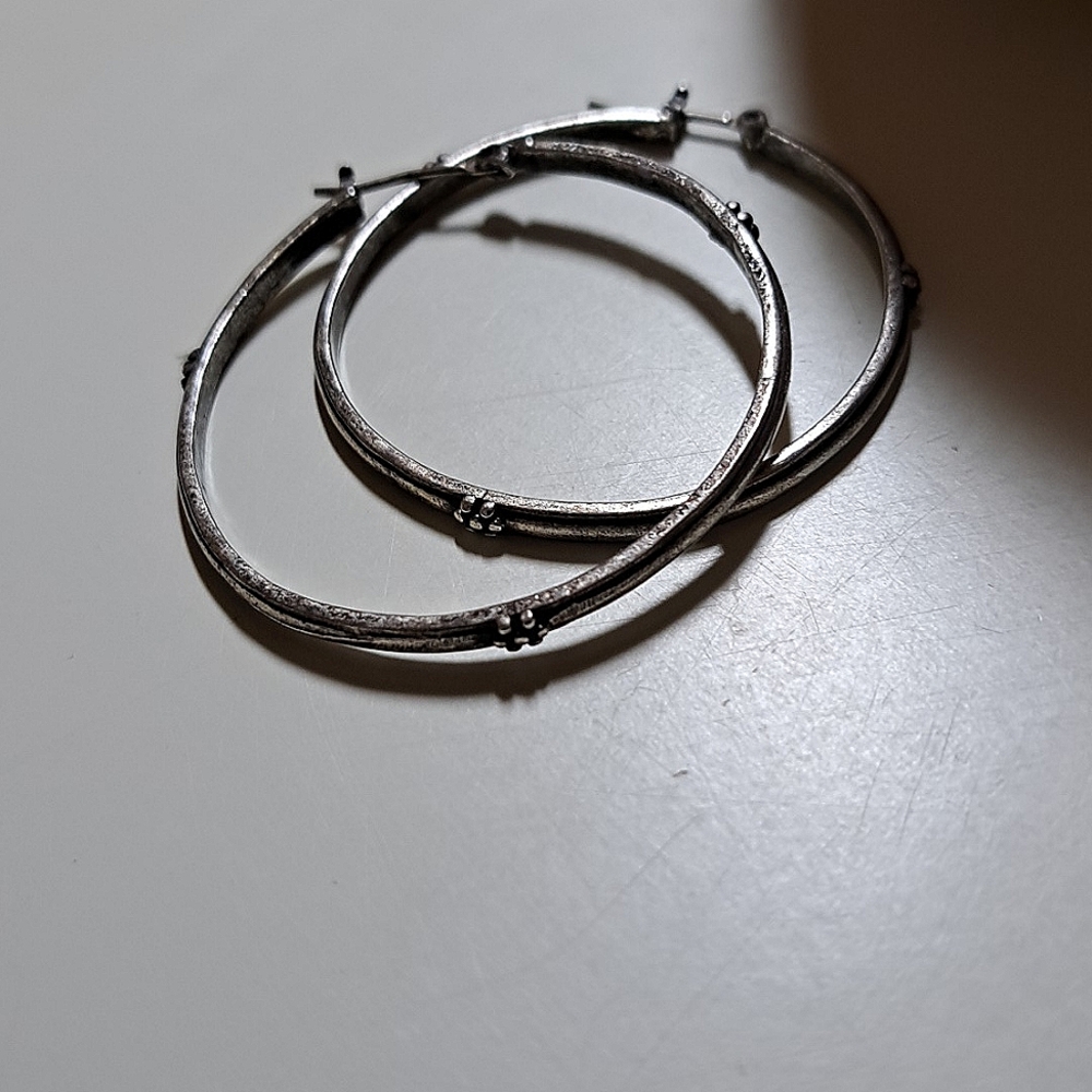Lucky Hoops - Picture 2 of 3